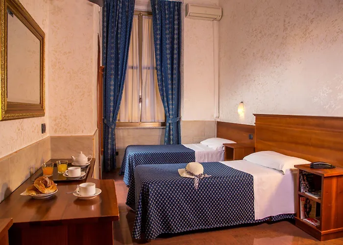 Szálloda Luciani 2*