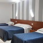 Luciani 2* Róma